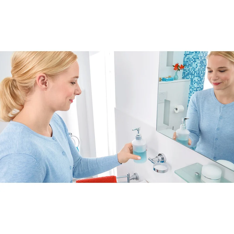 tesa Luup Seifenspender (175ml), verchromt, inkl. Klebelösung | 1 Stück