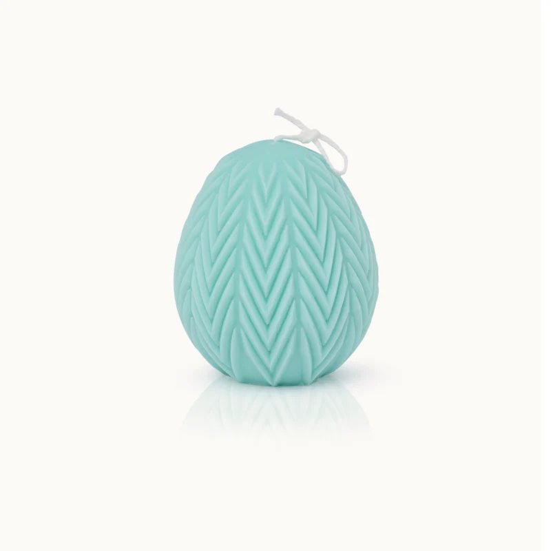 by Vivi Kerze "The Egg"